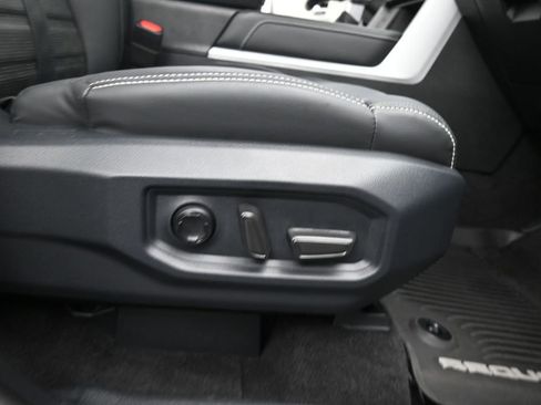 Used 2025 Toyota Sequoia Capstone AWD/4WD image 12