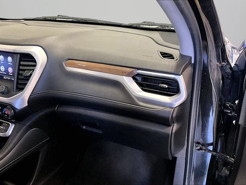 Used 2023 GMC Acadia SLE w/ Driver Convenience Package FWD image 26