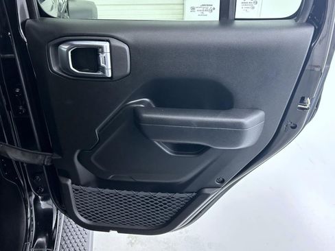 Certified 2023 Jeep Wrangler Unlimited Sport AWD/4WD image 17