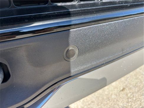 Used 2022 Rivian R1T Adventure image 14