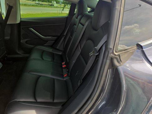 Used 2022 Tesla Model 3 Performance AWD/4WD image 14
