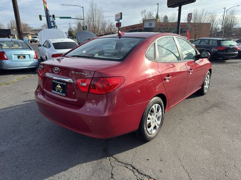 Used 2010 Hyundai Elantra GLS image 5