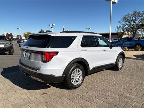 New 2026 Ford Explorer Active image 3