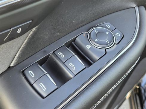 Used 2025 Buick Envision Sport Touring image 19