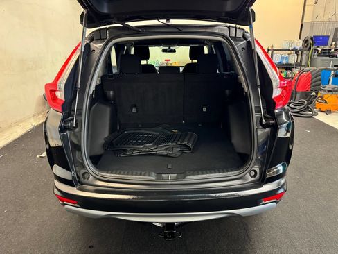 Used 2019 Honda CR-V LX image 6