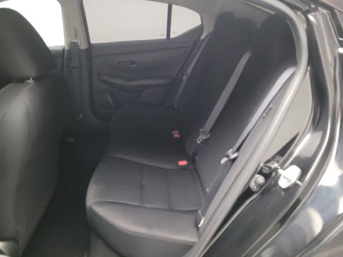 Used 2025 Nissan Sentra S image 18