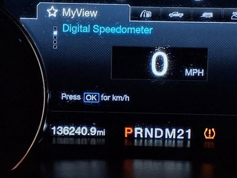 Used 2017 Ford F350 Lariat AWD/4WD image 23