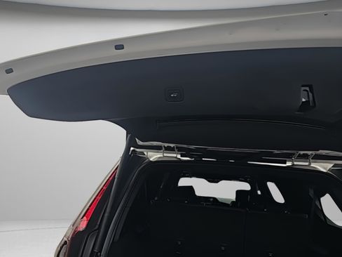 Used 2024 Cadillac Escalade ESV Sport Platinum w/ LPO, ONYX Package image 8