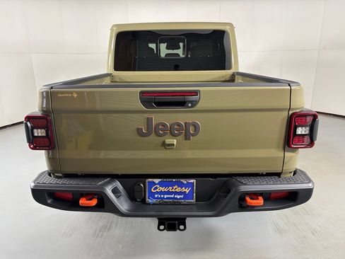 New 2026 Jeep Gladiator Mojave AWD/4WD image 7