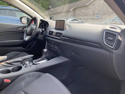 Used 2016 MAZDA MAZDA3 i Touring FWD image 16