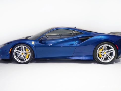 Used 2021 Ferrari F8 Tributo Base image 5