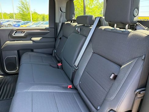 New 2026 GMC Sierra 2500 SLE w/ SLE Value Package; AWD/4WD image 20