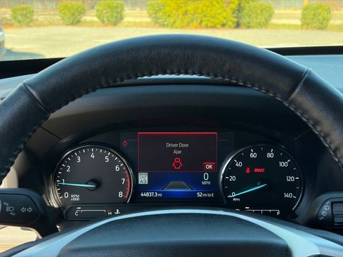 Used 2022 Ford Explorer Limited w/ Limited Technology Package image 18