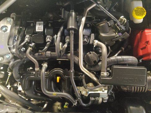 Used 2025 Nissan Sentra S FWD image 30