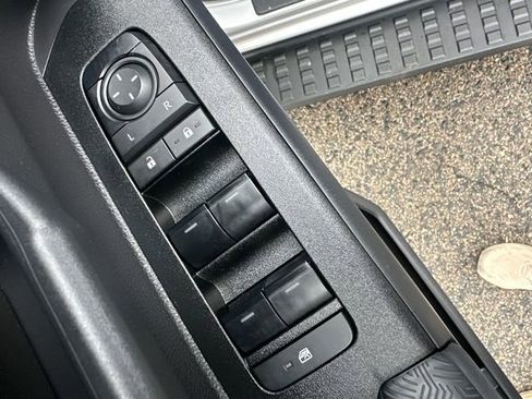 Certified 2025 Toyota 4Runner TRD Off-Road image 29