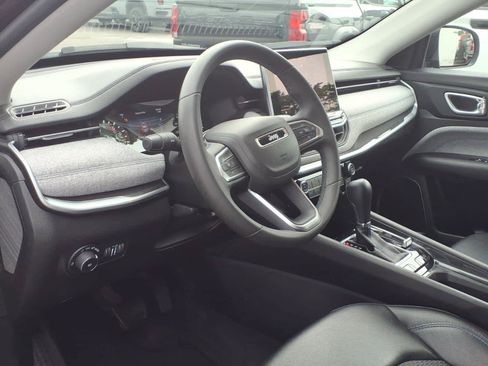 Used 2022 Jeep Compass Latitude AWD/4WD image 9