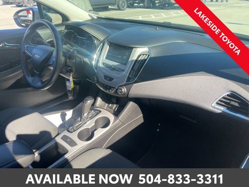 Used 2017 Chevrolet Cruze LS image 16