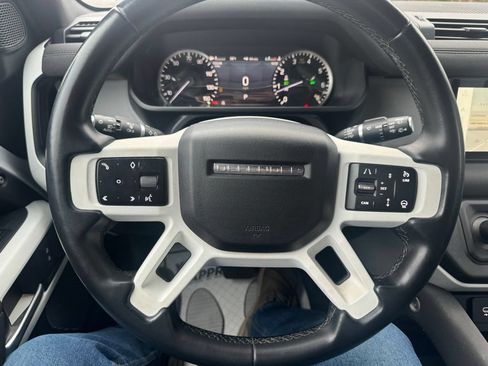 Used 2023 Land Rover Defender 110 X-Dynamic SE AWD/4WD image 22