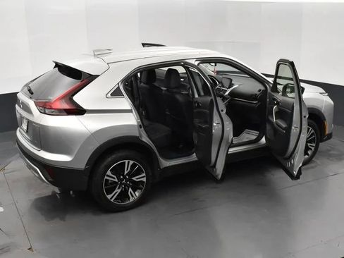 Used 2024 Mitsubishi Eclipse Cross SE image 6