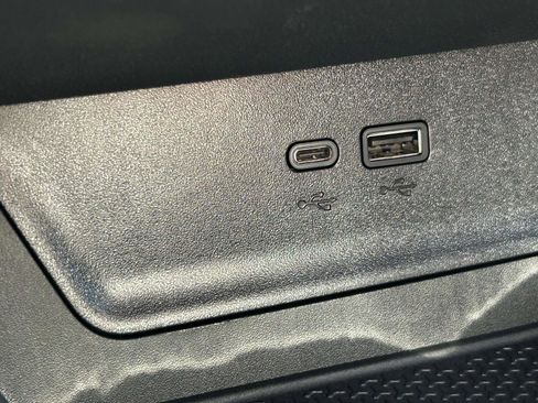 New 2026 Chevrolet Equinox LT w/ Safety and Technology Package FWD image 24