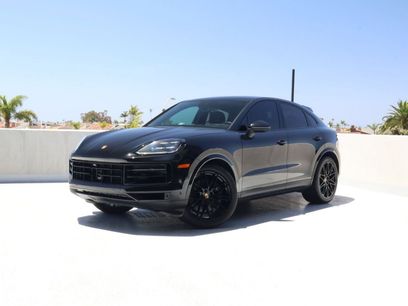 Certified 2025 Porsche Cayenne Coupe w/ Premium Package Plus