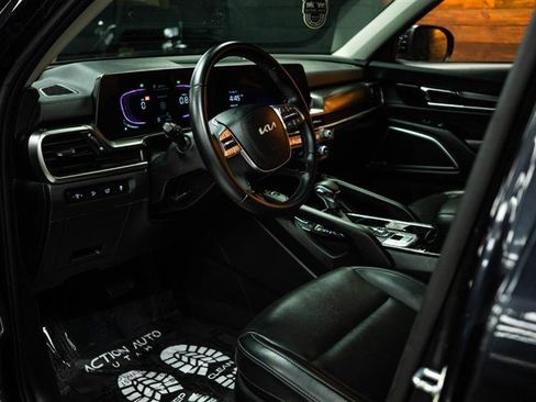 Used 2025 Kia Telluride S AWD/4WD image 9