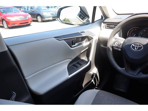 Used 2023 Toyota RAV4 XLE FWD image 24
