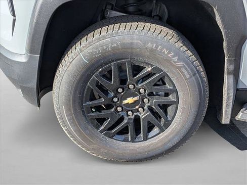 New 2026 Chevrolet Silverado EV LT image 10