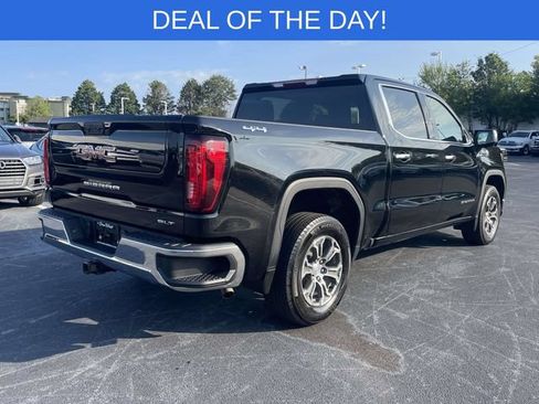 Used 2025 GMC Sierra 1500 SLT AWD/4WD image 7