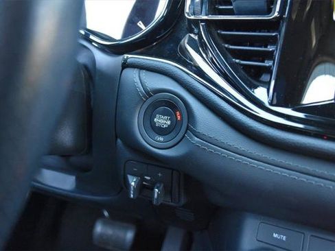 Certified 2022 Dodge Durango GT image 23