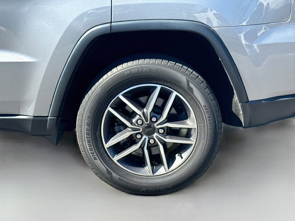 Used 2021 Jeep Grand Cherokee Limited w/ Luxury Group II AWD/4WD image 23