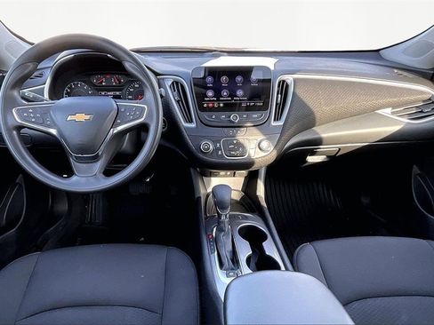 Used 2024 Chevrolet Malibu LS image 8