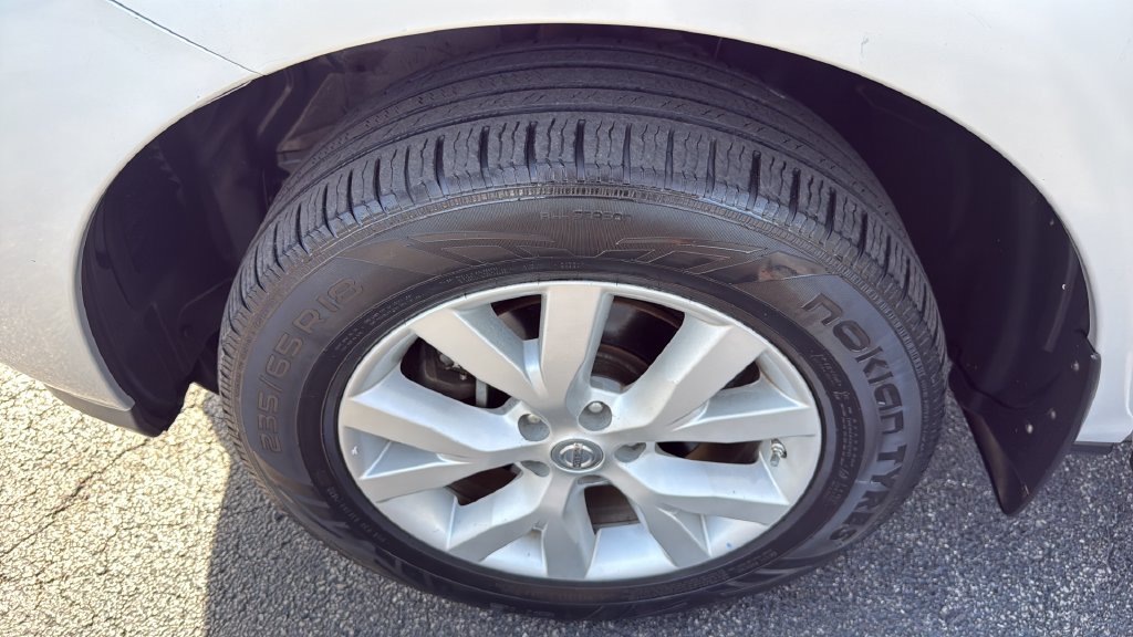 Used 2011 Nissan Murano SV AWD/4WD image 29