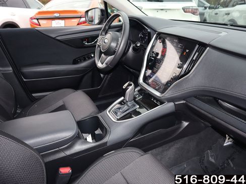 Used 2023 Subaru Outback Premium image 23