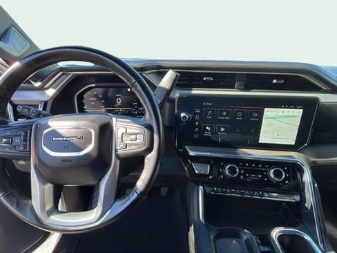 Used 2024 GMC Sierra 3500 Denali w/ Denali Reserve Package image 15