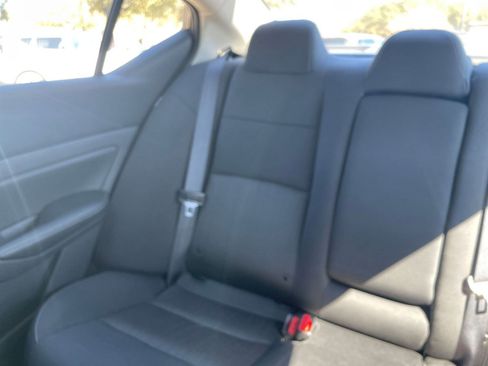 Used 2025 Nissan Altima 2.5 SV image 40