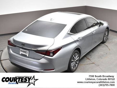 Used 2023 Lexus ES 350 w/ Accessory Package (Z2) image 38