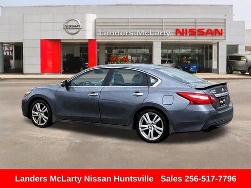 Used 2016 Nissan Altima 3.5 SL FWD image 8