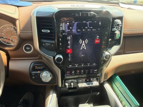 Used 2021 RAM 2500 Laramie AWD/4WD image 10
