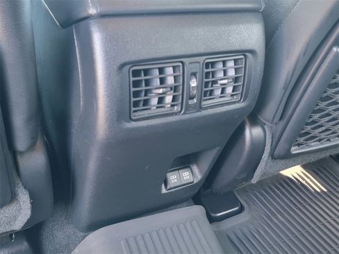 Used 2022 Toyota 4Runner Limited image 17