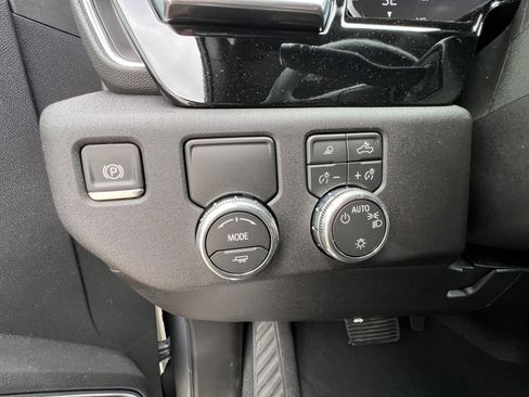 New 2026 GMC Sierra 1500 SLE w/ Preferred Package image 31