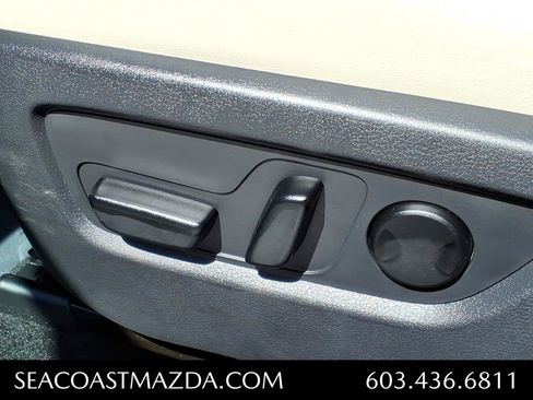 Certified 2025 MAZDA CX-30 AWD 2.5 S w/ Preferred Package image 9