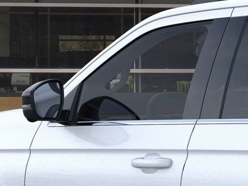 New 2025 Ford Expedition Active image 21