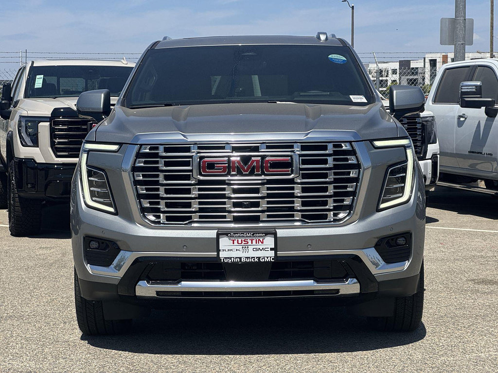 New 2026 GMC Yukon XL Denali w/ Denali Reserve Package AWD/4WD image 2