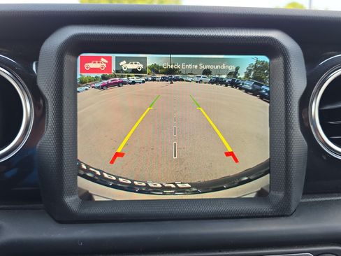 Used 2023 Jeep Wrangler Unlimited Rubicon 392 w/ Dual Top Group AWD/4WD image 26