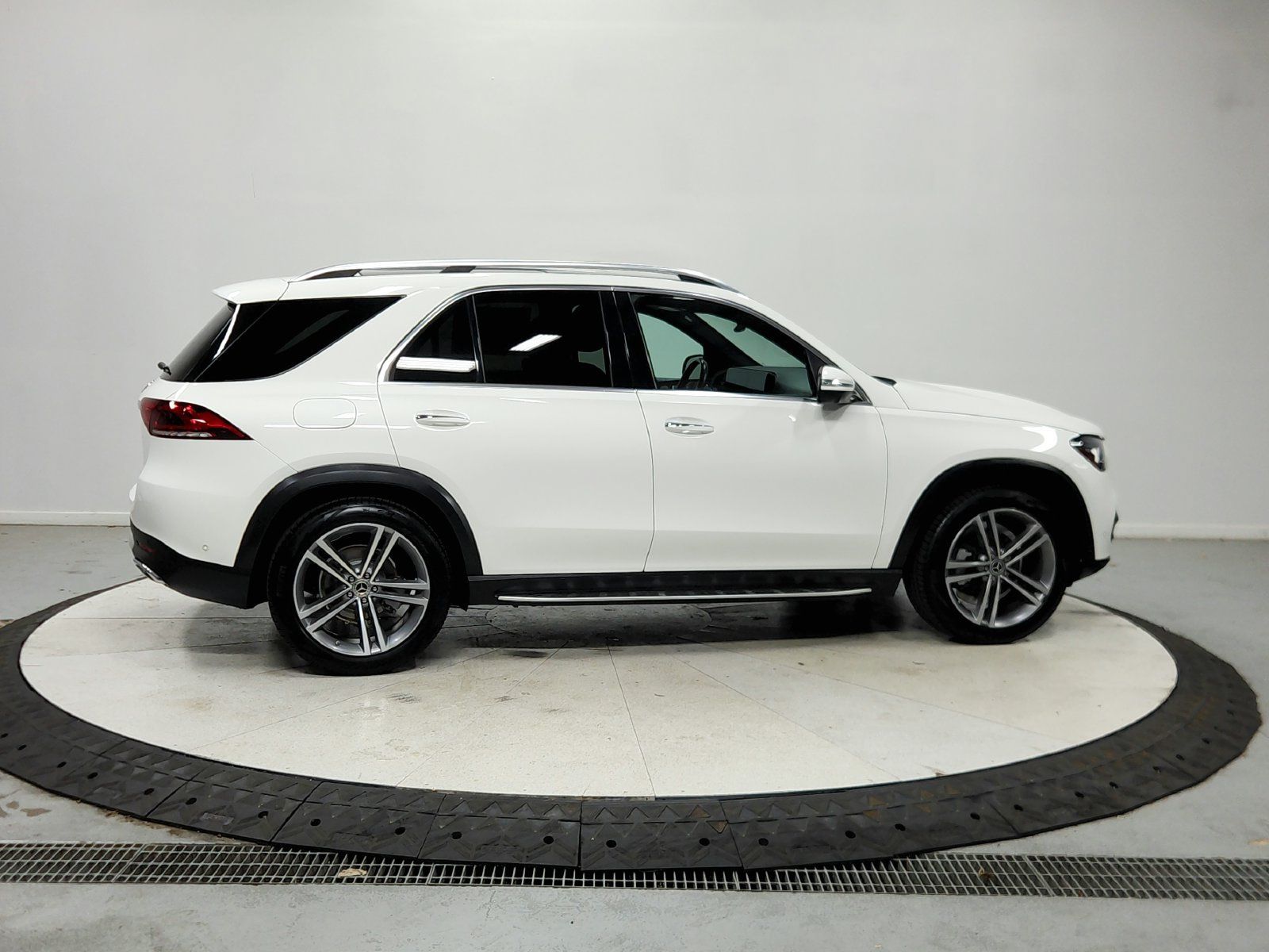 Used 2022 Mercedes-Benz GLE 350 image 9