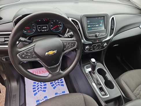 Used 2018 Chevrolet Equinox LT AWD/4WD image 12