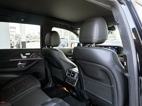 Used 2024 Mercedes-Benz GLS 63 AMG 4MATIC image 30