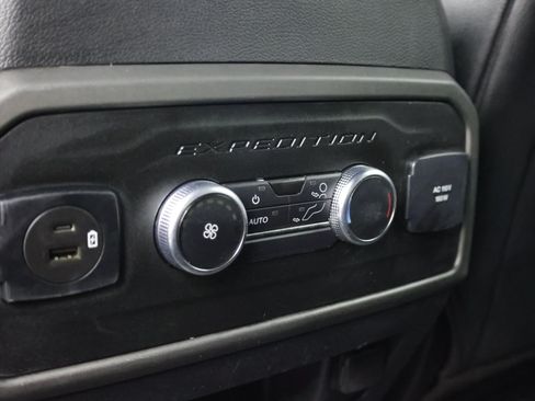 Used 2021 Ford Expedition XLT RWD image 31