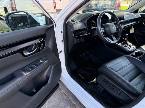 Used 2024 Honda CR-V EX-L image 11